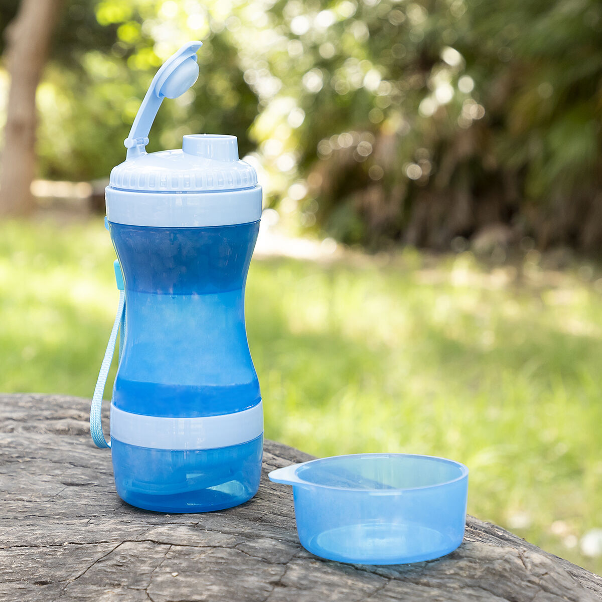 2-in-1 Pet Travel Bottle for Food & Water | Sfera Pets