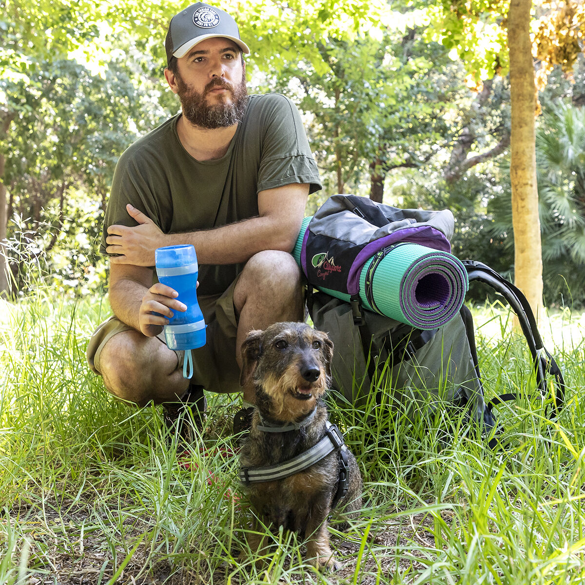 2-in-1 Pet Travel Bottle for Food & Water | Sfera Pets