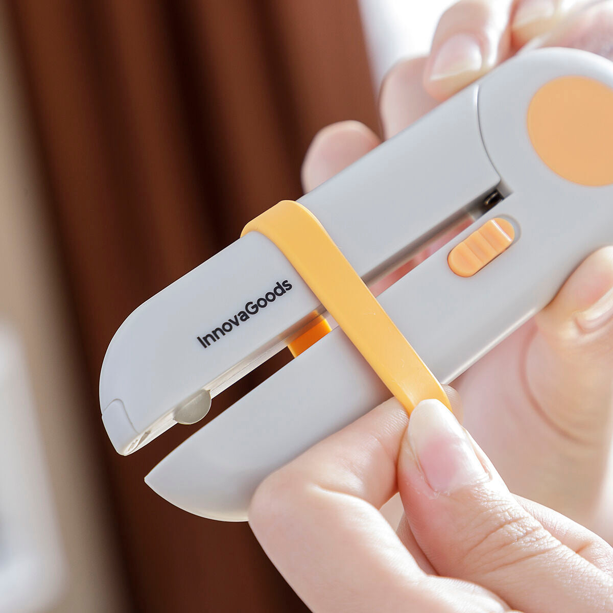 Precision LED Pet Nail Clippers | Sfera Pets